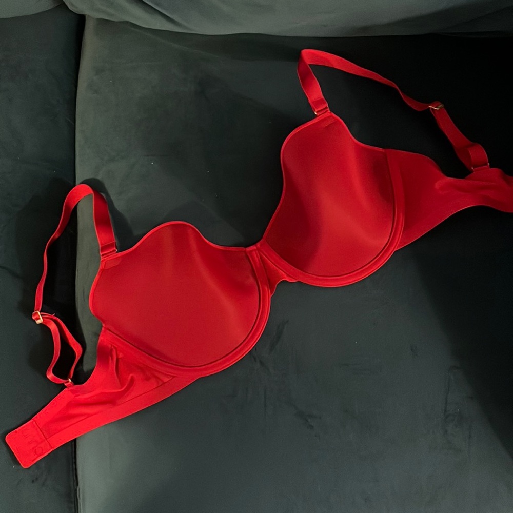 CUUP | Demi Bra | 32F | Cerise | Spacer Fabric